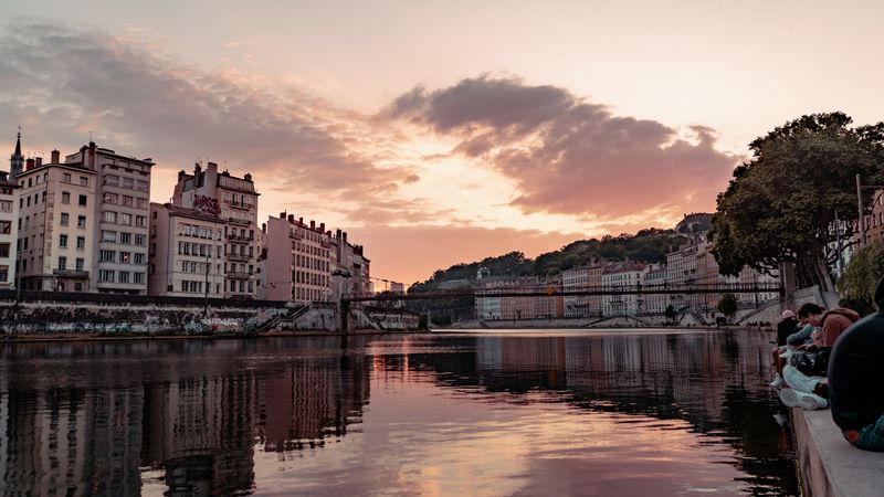 Vue de la ville de Lyon, confluence du Rhône et de la Saône