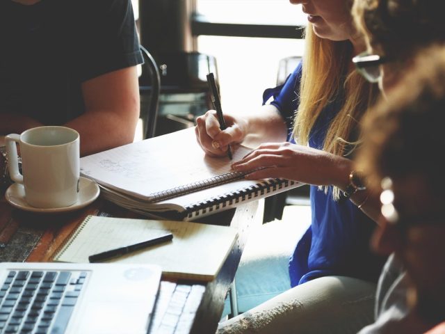 KPI de croissance prioritaires pour startups