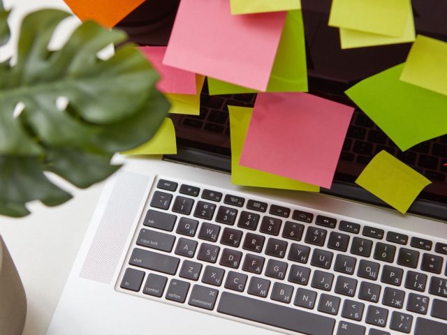 Comparatif Monday.com et ClickUp pour gérer des projets